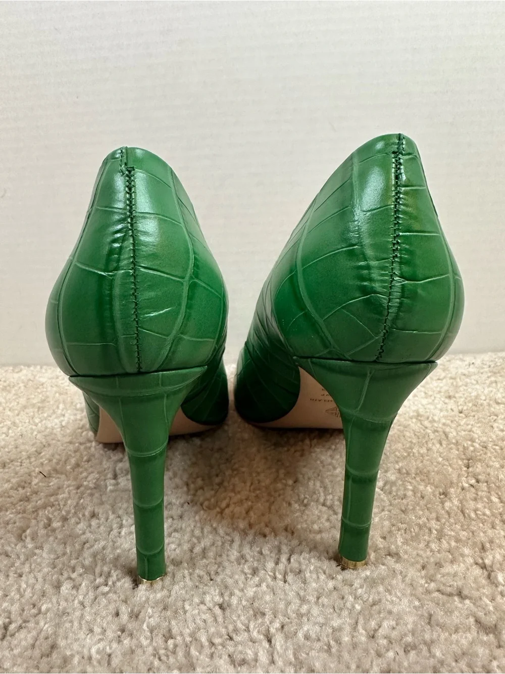 pointed toe